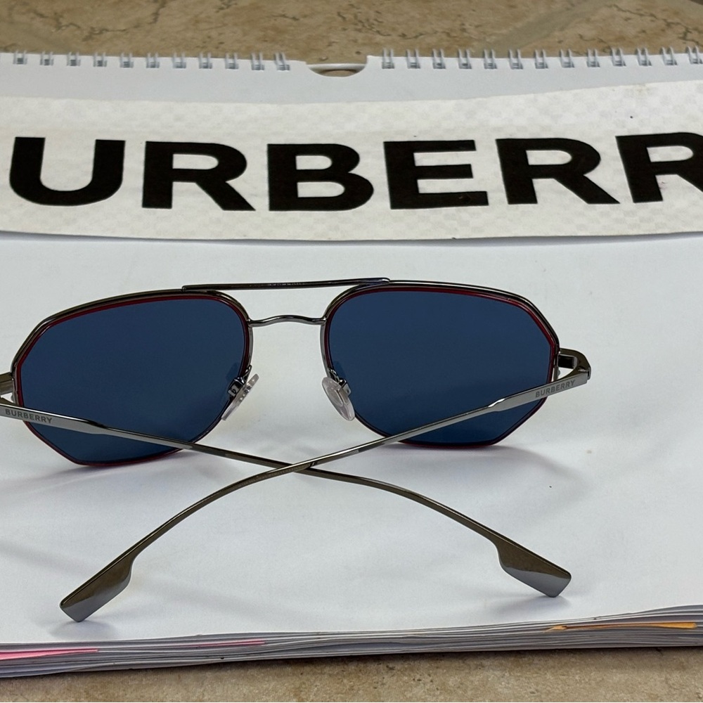 New Burberry B3140 1003/80 Men’s Sunglasses Blue Lenses and Silver Frame - Picture 8 of 15